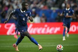 Dayot Upamecano, le patron de la défense de l’équipe de France face au défi Haaland à la Coupe du monde 2026