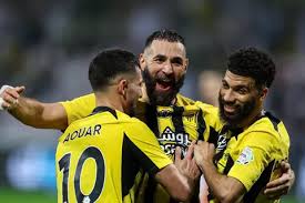 كونسيساو يعبر عن استيائه من التحكيم بعد التعادل المثير بين الاتحاد والخليج في مباراة مثيرة ومليئة بالإثارة