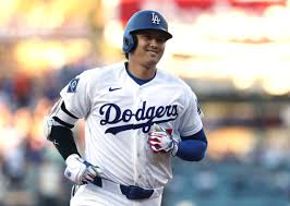 Dodgers vs Yankees: Shohei Ohtani’s Knee Scare Reshapes the Series Dynamic for the MVP Candidate