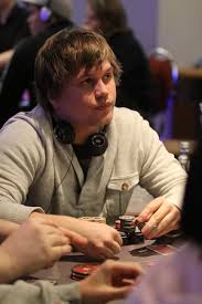 120 from 1b led by <b>Ken Isaksen Ken</b> Stian <b>Isaksen</b> 72 8 227600 - ken_isaksen_ukipt_day1b_chipleader