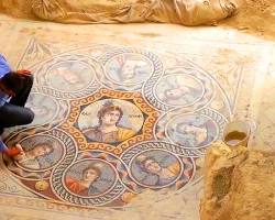 Zeugma, a city of mosaics and sculptures resmi