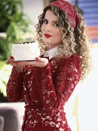 لباس جنجالی بازیگر زن سریال کوری در تولدش + عکس - سلام نو