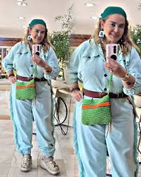 عکس/ تیپ تینیجری بهاره رهنما با لباس رنگارنگ و دمپایی برند