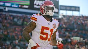 Bills sign ex-Chiefs pass rusher Mike Danna to 1-year deal