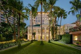 Bangkok: Luxushotel feiert Jubiläum & Tragödie in Nonthaburi - Imagen principal del artículo
