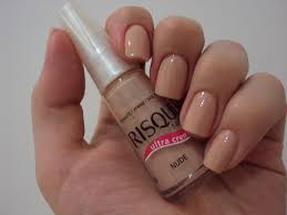 Resultado de imagem para esmalte nude e ouro nude