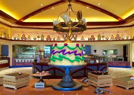 Resultado de imagem para The Shanghai Disneyland Hotel