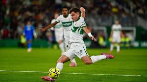 El 1x1 del Elche 2-2 Real Madrid: Germán Valera sobresale en la exhibición franjiverde