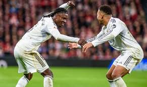 Eduardo Camavinga se la juega