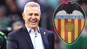 ¿Vuelve a los banquillos? Javier Aguirre sería candidato para dirigir al Valencia de España