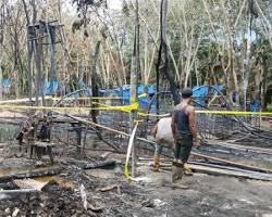 tradisional crude oil mining aceh timur sumur minyak tradisional masyarakat, buatan AI