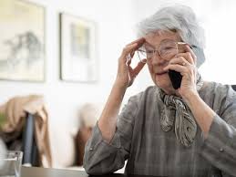 17-jarige gearresteerd: stal sieraden en pinpas van 97-jarige na babbeltruc