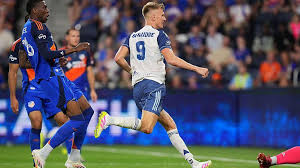 Sam Surridge Leads MLS Golden Boot Race Over Messi, Inter Miami Struggles Amid Playoff Push