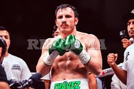 Reta Omar Chávez al Canelo para pelear en el Estadio Banorte