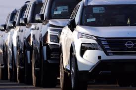 Plantea Nissan bajar costos de autos fabricados en México