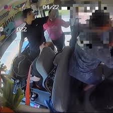 Mississippi Middle School Students Avert Bus Crash After Driver Loses Control