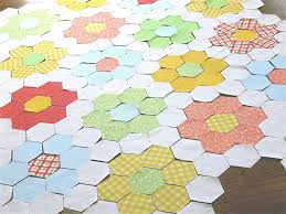 Résultat de recherche d'images pour "grandmothers flower garden quilt"