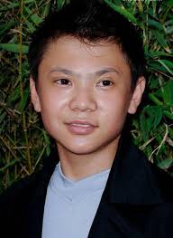 Poze Zhenwei Wang. Locul naşterii: Hebei, China · Data naşterii: 20.10.1995 (18 ani) - zhenwei-wang-119668l