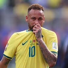Jornal monta seleção das decepções da Copa com CR7, Neymar e Neuer