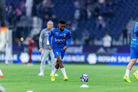 إصابة "مروعة" لحمد اليامي في لقاء الهلال والتعاون