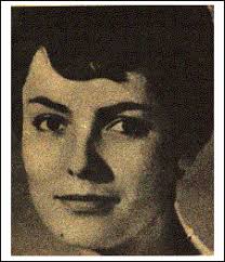 Zone de Texte: Anne Claude Godeau était postière elle avait 24 ans, ce soir de février 1962 elle manifestait avec des milliers d&#39;autres parisiens contre les ... - image004