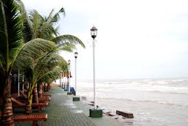 Hasil gambar untuk PANTAI GALESONG