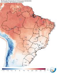 Frente fria derruba as temperaturas no Sul e leva chuva para parte do Sudeste; Norte segue com alerta para temporais