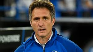 Racing vence a Vélez: ¿Fue Maravilla Martínez la clave del triunfo? - Imagen principal del artículo