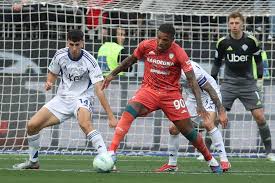 Cagliari-Napoli: Formazioni Ufficiali y Dinámica de la Competencia en Serie A