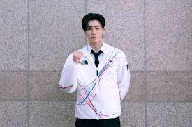 Watch SUNGHOON of ENHYPEN Carry the Torch for the 2026 Olympic Relay in Milan