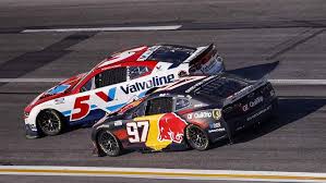 Kyle Larson Crashes in Atlanta as Bubba Wallace Wins Stage 2