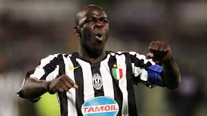 Top Right Backs in Football History & Arsenal's Title Chase in Ghana