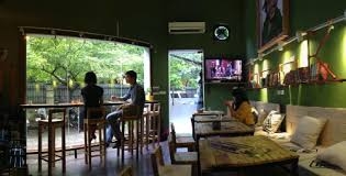 Kết quả hình ảnh cho hinh anh ngoi uong ca phe