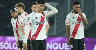 River Plate vs. Gimnasia: Vuelta al Monumental tras Eliminación y Elecciones