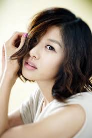 Name: 장신영 / Jang Shin Young Also known as: Jang Sin-Yeong Profession: Actress Birthdate: 1984-Jan-17. Birthplace: Gunsan, Jeollabuk-do, South Korea - Jang-Shin-Young-01