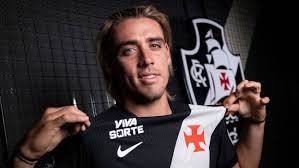 A missão que novo atacante do Vasco tem após 'pressão' deixada por compatriotas
