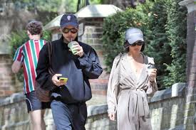 Harry Styles and Zoë Kravitz Relationship Timeline: First Appearance Together — Aug. 24, 2025