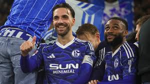 بررسی جامع: Testspiele heute live im TV und LIVE-STREAM: Die Übertragungen am Sonntag, 16. August | DAZN - کد b3f7