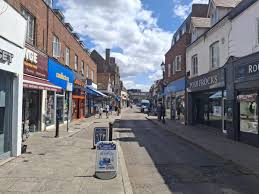 TGJones Closes Rickmansworth Store Amid Chainwide Cost Cuts - SuaraGarut.ID