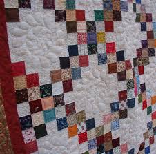 Résultat de recherche d'images pour "scrappy irish chain quilt pattern"