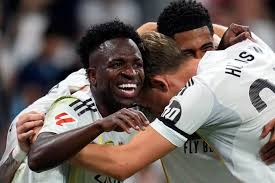 Real Madrid vence al Villarreal con doblete de Vinicius