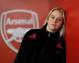 ‘I enjoy when things get tough’: Alessia Russo on Arsenal’s trophy quest, family pride and staying focused
