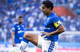 Lucas Romero critica árbitro e explica derrota do Cruzeiro para o Botafogo: 'Foram eficientes'