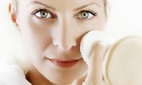 Resultado de imagem para pele estragada com a maquiagem