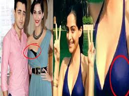 Image result for worst wardrobe malfunctions bollywood