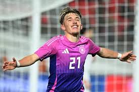 Novo Messi? Bayern Põe Freio no Hype Sobre Jovem Promessa!