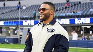 Donald officially works out for Rams as comeback nears
