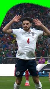 World Cup 2026: Mexico vs England - Declan Rice yellow