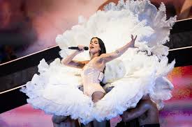 Dua Lipa Covers Kylie Minogue's Classic Hit