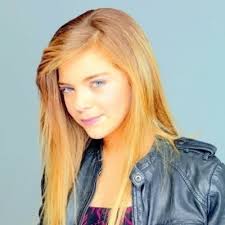 Résultat de recherche d'images pour "caroline costa"